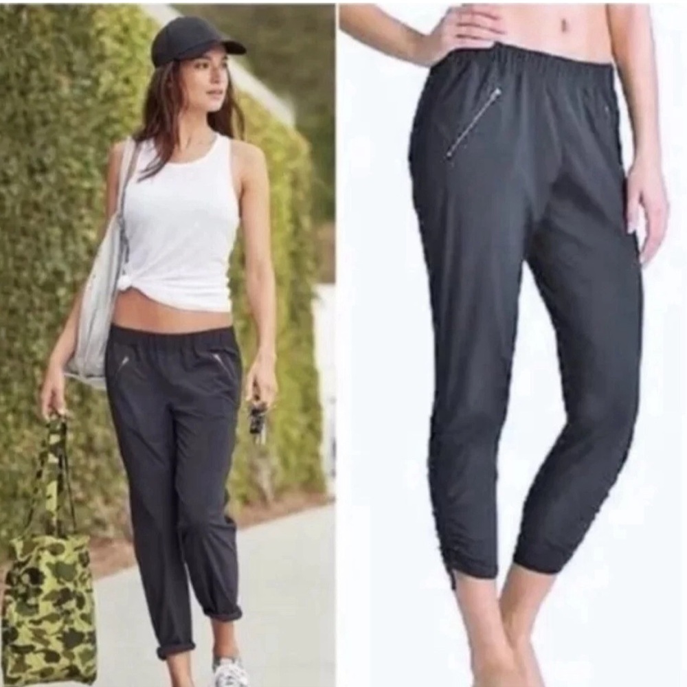 Athleta Aspire Cinch Leg Ankle Pants Women’s L Navy Lightweight Athleisure READ